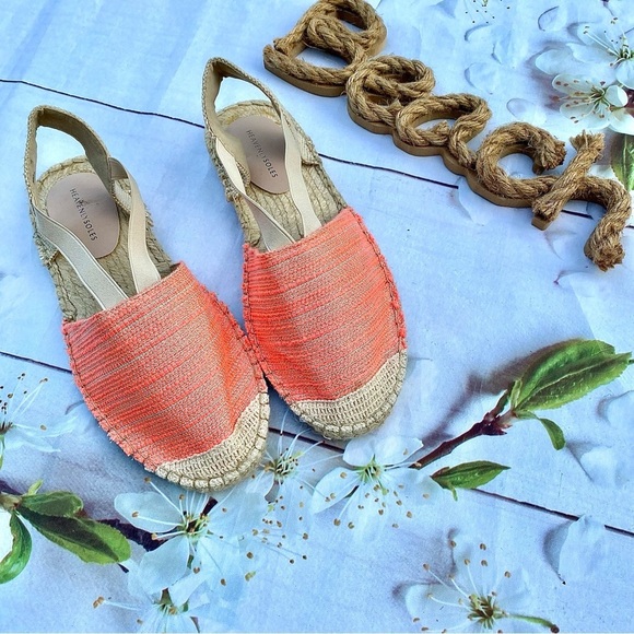 Heavenlysoles Shoes - New Comfy espadrille straw boho sandals from the brand Heavenly Soles beach vibe